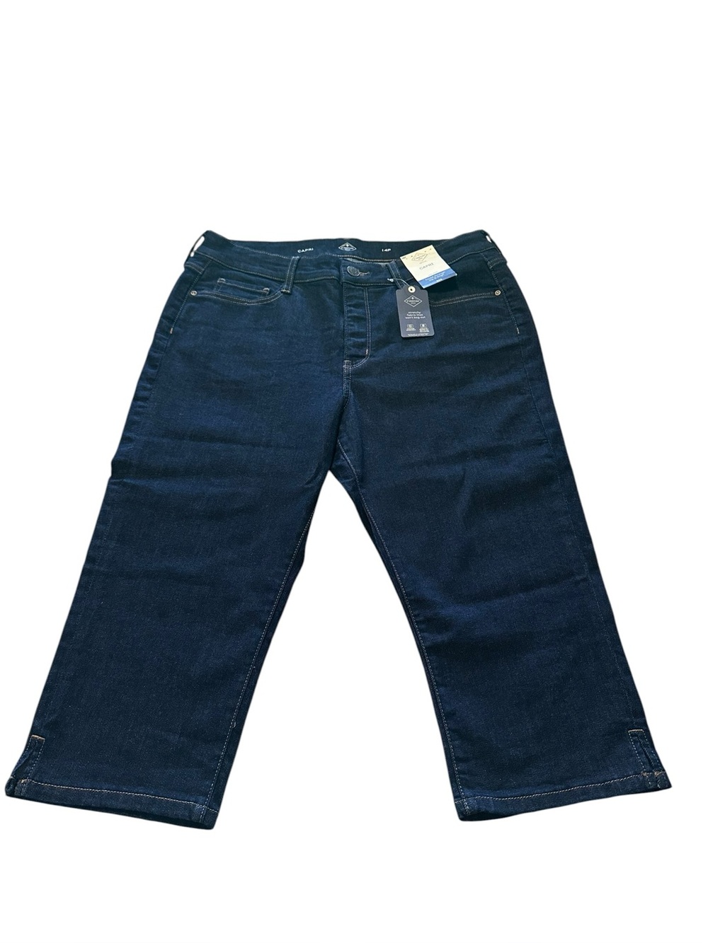 NWT St. John's Bay Denim mid rise capris Women’s size 14P - Picture 2 of 4